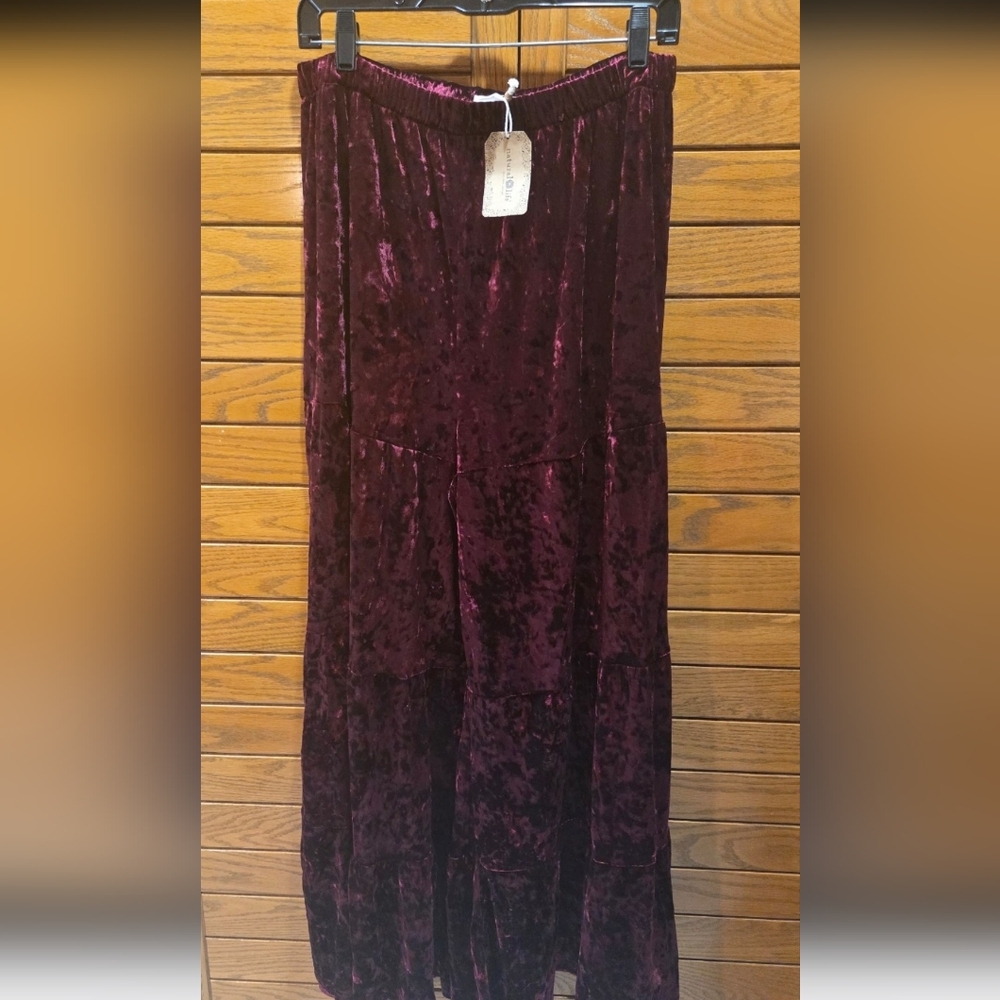NATURAL LIFE Burgundy Velvet Wide-Leg Pants - Picture 2 of 6